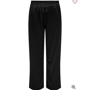 NWT CARVICTORIA SATIN PANT